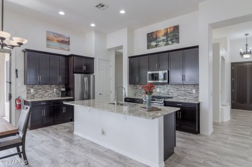 4805 Lonesome Trl, Cave Creek AZ  85331-4538 exterior