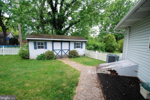 730 Nicholson Ave, Douglassville PA  19518-1569 exterior