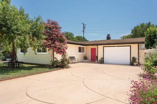 310 Mesa St, Wheatland, CA 95692-9776