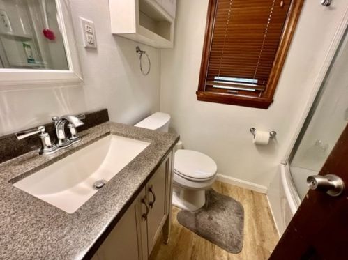 1820 Vollmer Dr, Glenshaw PA  15116-2159 exterior