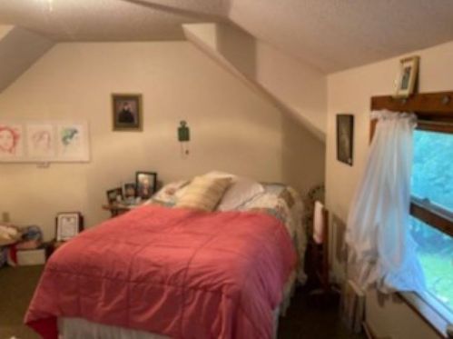 1273 1 Nh Tpke, Northwood NH  03261-3408 exterior