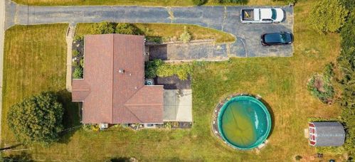 232 Wayne St, New Kensington, PA 15068-2635