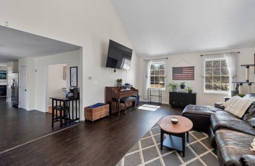 12 Byrne Rd, Northwood NH  03261-3239 exterior