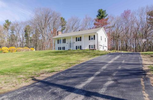 44 Twinbrook Ave, Salem, NH 03079-4413