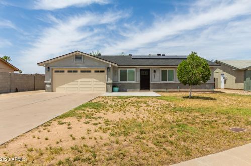 4226 109th Dr, Phoenix, AZ 85037-5735