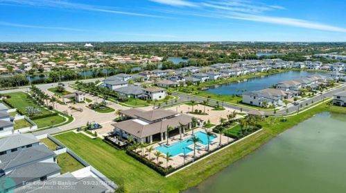 17451 41 St, Hollywood FL 33029-5035 exterior