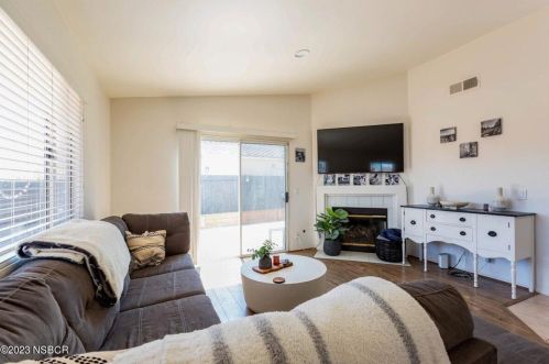 2442 Santa Rosa St, Santa Maria CA  93455-1731 exterior