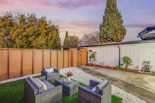 774 Lakewood Dr, Sunnyvale CA  94089-2505 exterior