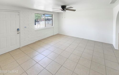 6421 San Gabriel Ave, Tucson, AZ 85746-6336