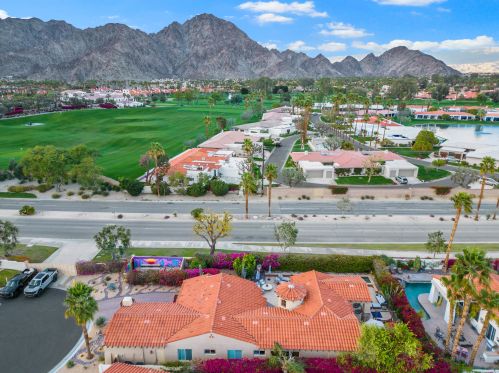 50040 Malaga Ct, La Quinta CA  92253-8918 exterior