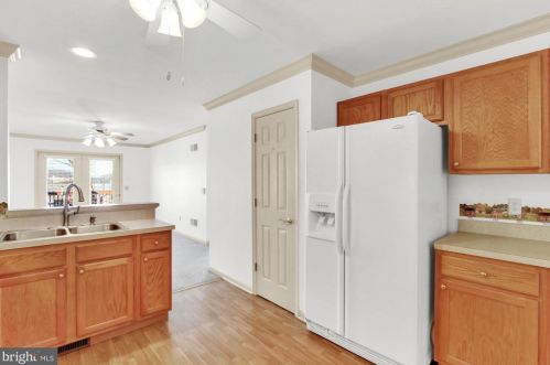 142 Furlong Way, Red Lion PA 17356-8775 exterior