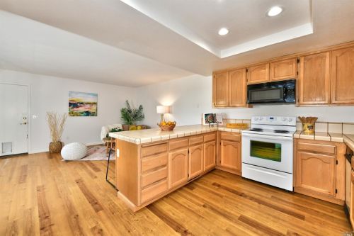 359 Singing Brook Cir, Santa Rosa, CA 95409-6486