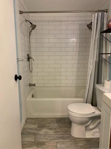 12 Juniper Ln, Norwich CT  06351-9119 exterior