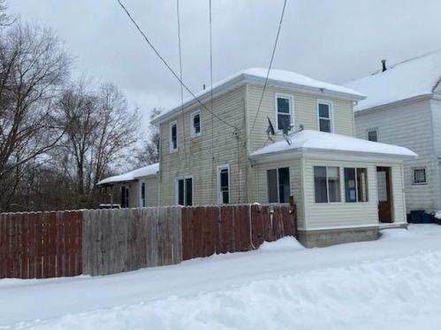 87 2nd St, Greenville, PA 16125-2379