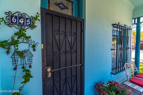 645 3rd Ave, Tucson, AZ 85705-7857