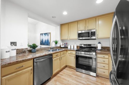 900 Timberwood, Irvine CA  92620-0269 exterior