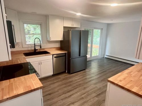 89 Starr St, Norwich CT  06360-4025 exterior