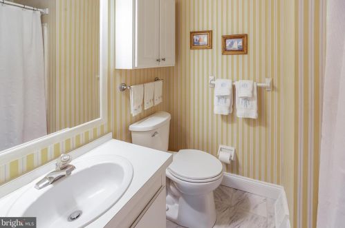 709 Malin Rd, Newtown Square PA  19073-2510 exterior