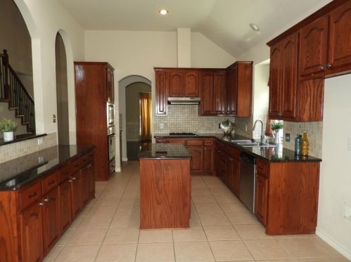 10439 Bancroft Ln, Frisco, TX 75035-2285