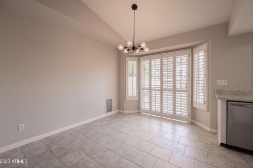 3879 Everett Dr, Phoenix AZ  85032-5277 exterior