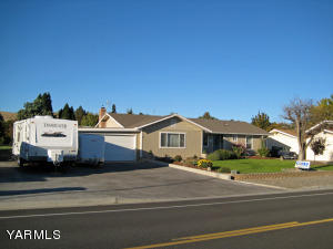 8905 Chestnut Ave, Yakima, WA 98908-1463