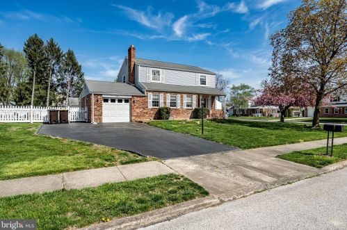 520 Marwyck Cir, Norristown, PA 19406-1581