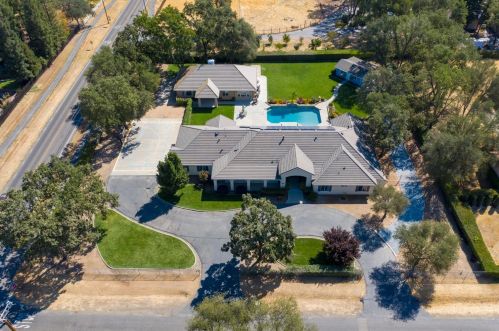 3551 Bankhead Rd, Loomis, CA 95650-9033