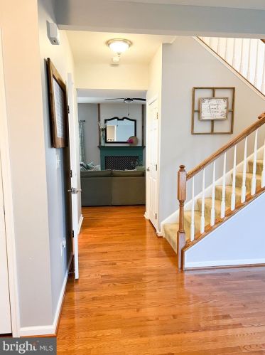 5815 Falls Grove Dr, Fredericksburg, VA 22407-9215