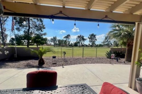 9568 Fairway Blvd, Chandler, AZ 85248-6520