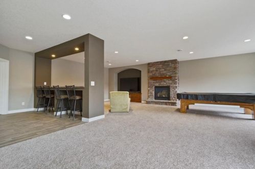 11856 Jamestown St, Minneapolis MN 55449-7526 exterior