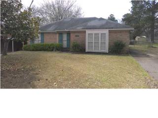 2612 Green Oaks Dr, Montgomery, AL 36107-3122