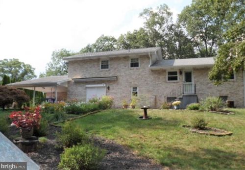 210 Union Hall Rd, Carlisle PA  17013-8387 exterior