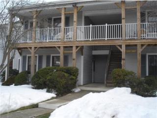 307 Wycoff Way, East Brunswick NJ  08816-5654 exterior