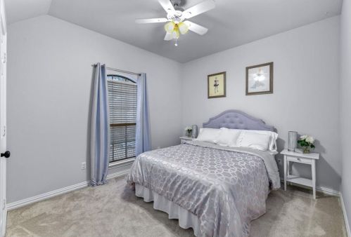 3808 Cherokee Dr, Bedford TX  76021-3110 exterior