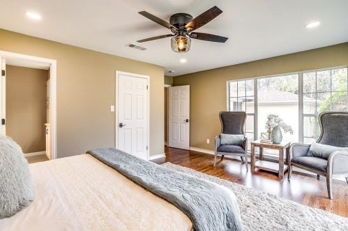 4205 Westmont Ct, Fort Worth TX  76109-5035 exterior