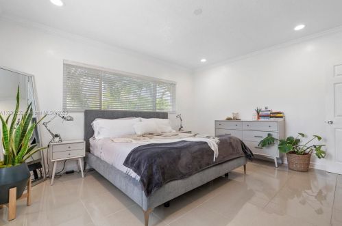 45 103 St, Miami FL 33138-2457 exterior