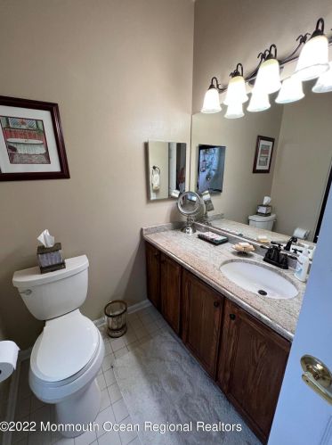 39 Riva Blvd, Bricktown NJ 08723-7983 exterior