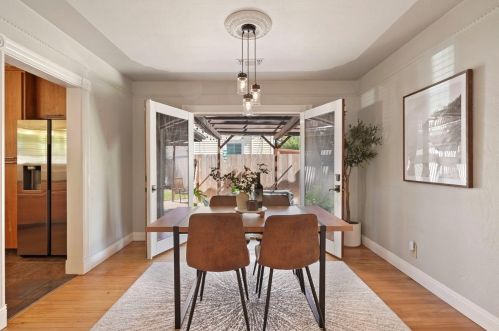 520 Falls Ave, Lodi CA  95240-1018 exterior