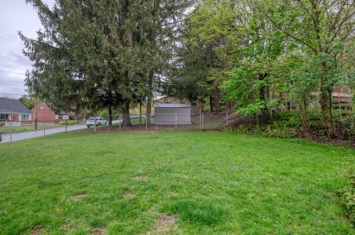 7240 Shannon Rd, Verona PA  15147-2048 exterior