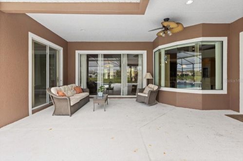 6056 Lake Melrose Dr, Orlando FL  32829-7691 exterior