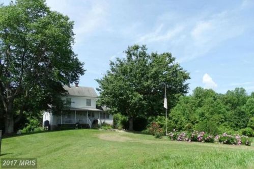 4253 Blue Ridge Tpke, Uno VA  22738-3813 exterior