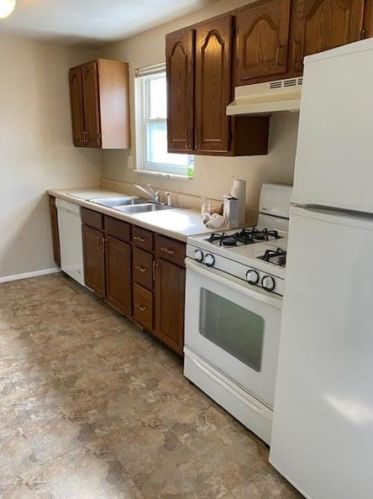 145 Lois Dr, Verona PA  15147-2947 exterior