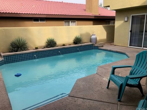 54465 Avenida Alvarado, La Quinta CA  92253-3690 exterior