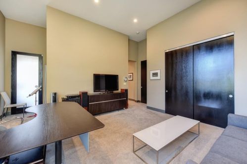 2913 Capetanios Dr, Folsom CA  95762-4606 exterior