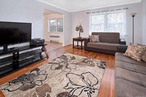 736 5 Ave, Mount Vernon NY  10550-4960 exterior