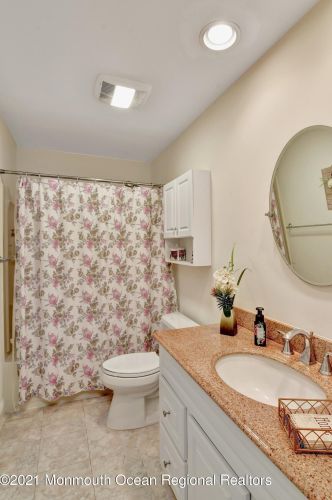 1995 Campbell Rd, Belmar NJ  07719-9530 exterior