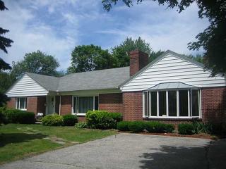 1075 Hartford Ave, Providence, RI 02919-7107