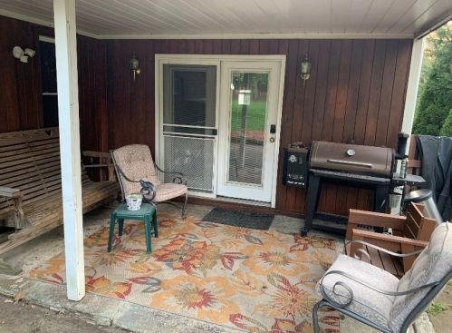 630 Broadford Rd, Connellsville PA  15425-6104 exterior