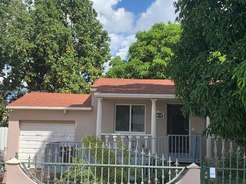 335 64th St, Hialeah, FL 33013-1048