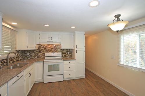 150 Lincoln Downs St, Rancho Mirage, CA 92270-2840
